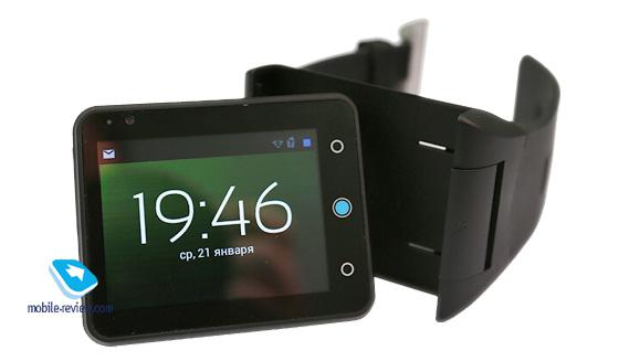 Neptune Pine watch-smartphone review