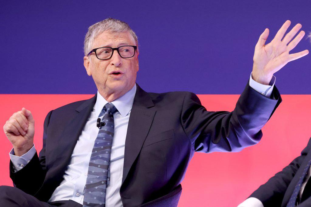 Bill Gates, mai ceva ca Baba Vanga. De unde ştia miliardarul în 1995 despre smartphone-uri, Facebook, Netflix şi YouTube