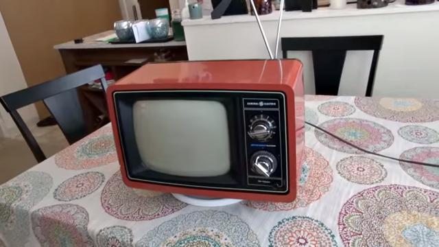 Old TVs can also be turned into smart TVs