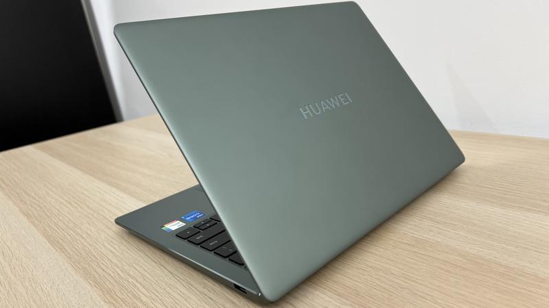 HUAWEI MateBook 14s Review: Collaborative Productivity Laptop with Speakers and Notable Screen