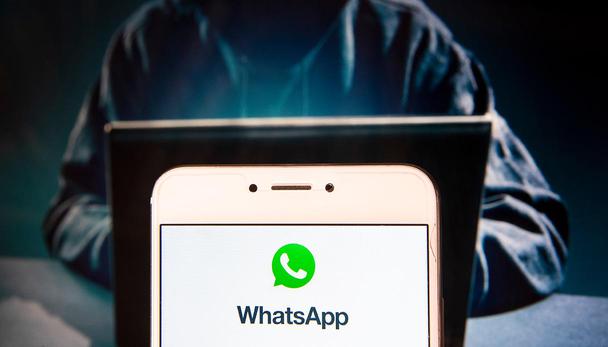 WhatsApp, le chat di 1,5 miliardi di iPhone sono a rischio ?