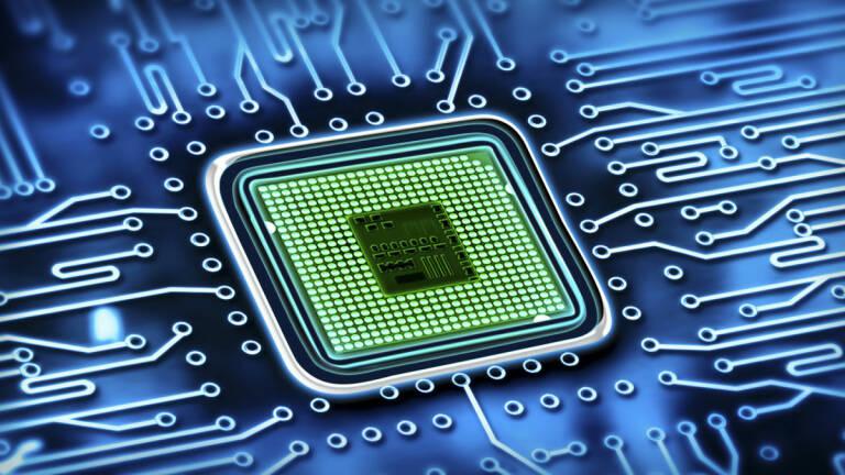 Microchip, the crisis will last until 2023. From Intel to Samsung: the responses of large groups