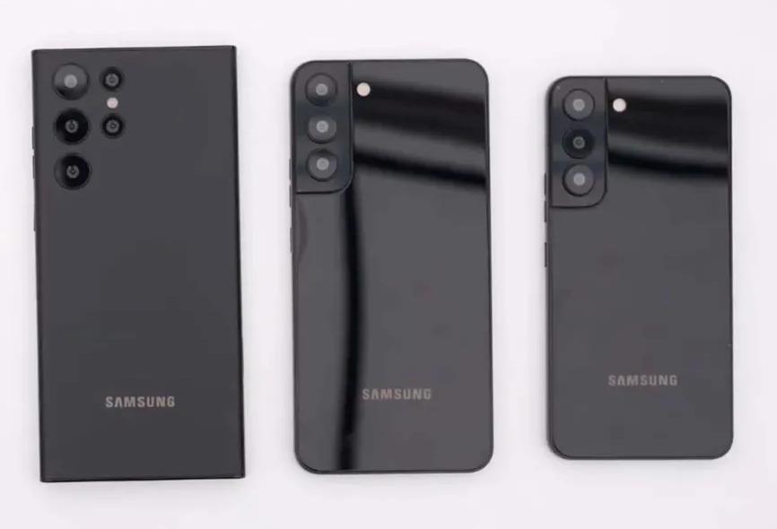 Samsung Galaxy S22 : une vidéo révèle le design et caractéristiques