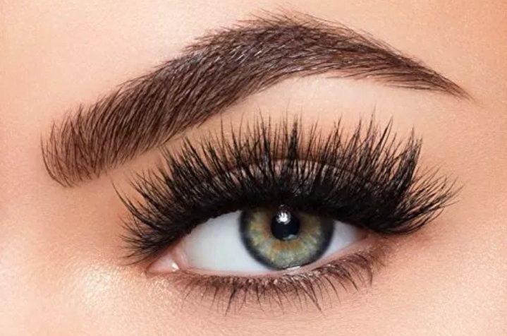 The 8 best eyelash oils - Get long and abundant with natural products