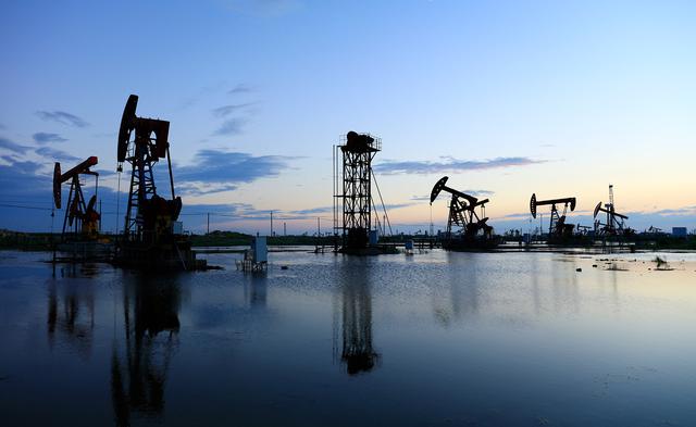 WTI Oil Falls to $85.26 Amid Fears of Russia Invading Ukraine