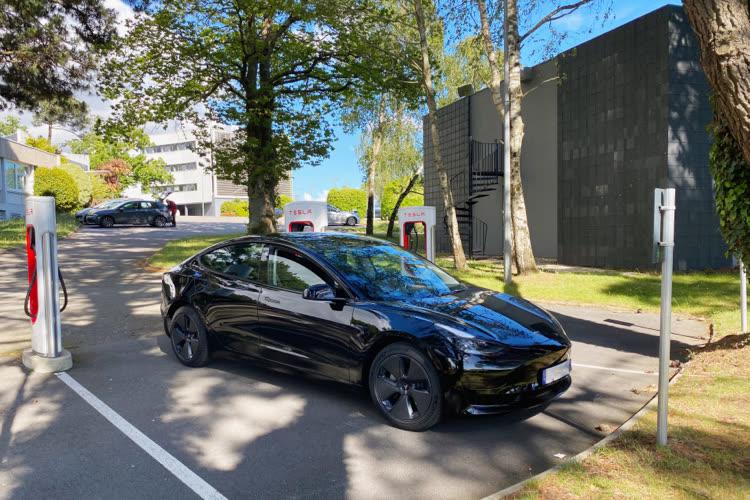 La conduite autonome chez Tesla n'a jamais paru aussi lointaine | MacGeneration
