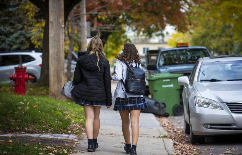 Code vestimentaire: des filles jugent les directions d’école bien culottées Recevez les alertes de dernière heure du Devoir
