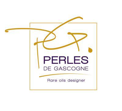  Pujols.  Rare oils are made at Perles de Gascogne