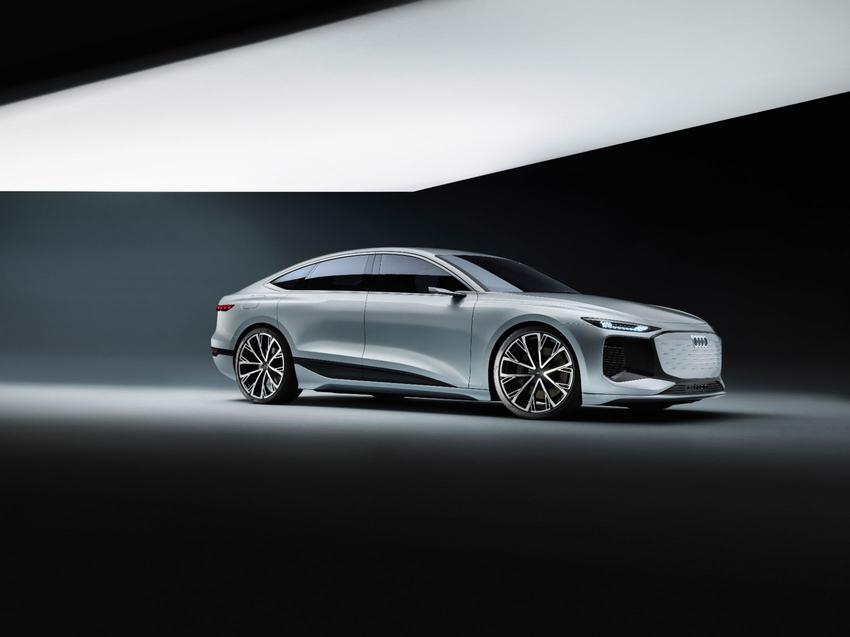 Audi A6 e-tron concept car: the gorgeous return of "Vorsprung durch Technik"