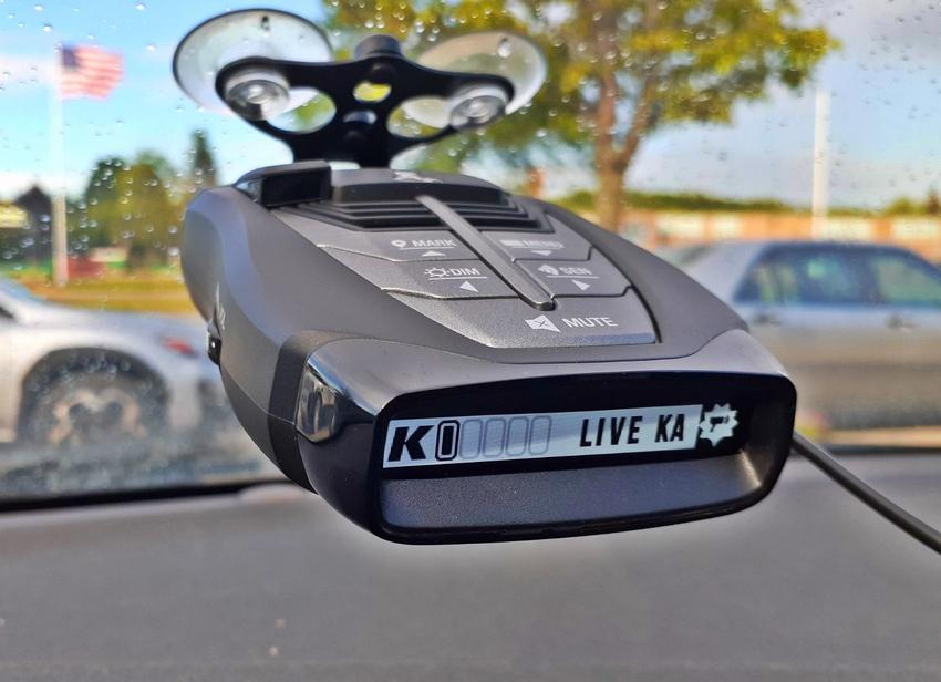 Cobra RAD 480i Review: Is this affordable radar detector really worth the money?