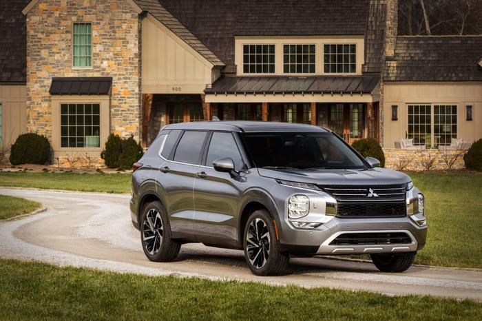 2022 Mitsubishi Outlander: Inspired by Japanese culture, this stylish SUV is ready
