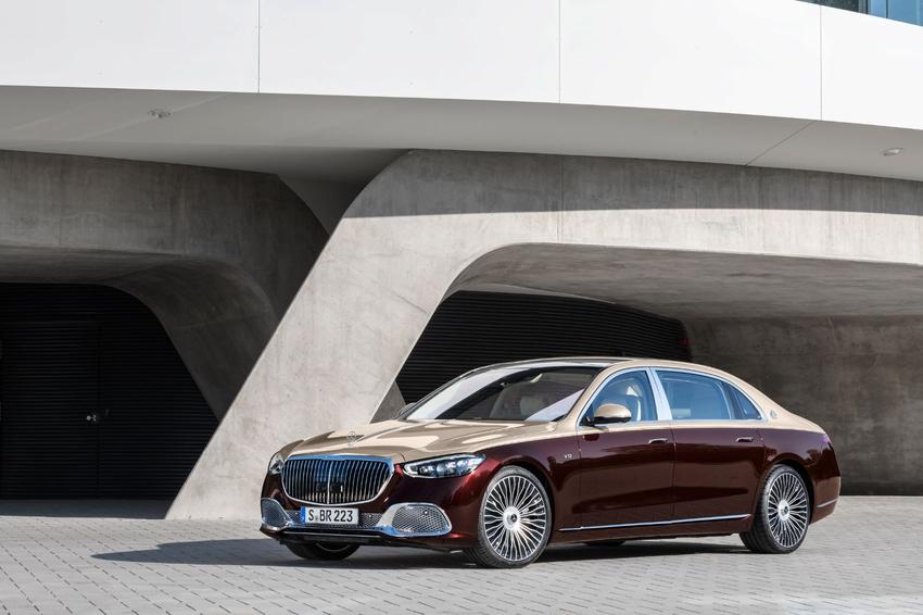 2022 Mercedes-Maybach S 680 4MATIC: load capacity is different from other cars