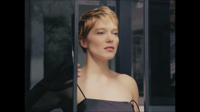 Léa Seydoux, sensual muse in the ad for Spell On You, the new Louis Vuitton perfume