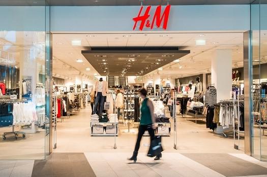 Travail forcé de Ouïghours : H&M rompt avec un fournisseur chinois du Xinjiang