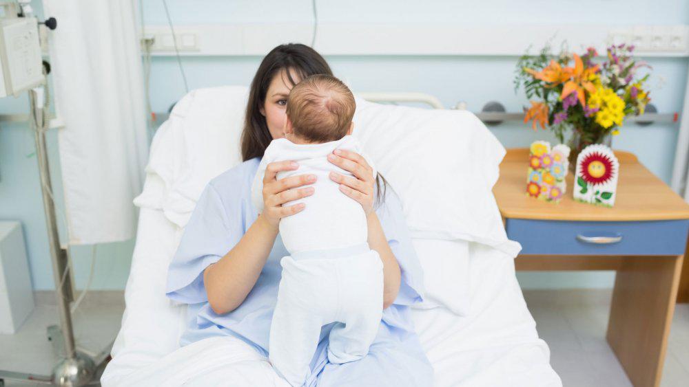 5 ideas to make the maternity stay more fun
