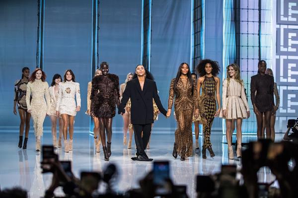 Four moments in the return of the catwalks to Paris