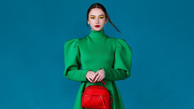 Una experta en moda nos enseña la manera precisa de combinar colores