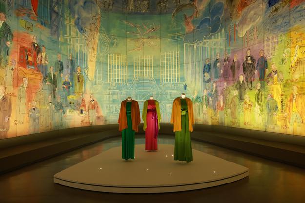 De Beaubourg à Orsay, Yves Saint Laurent défile au musée