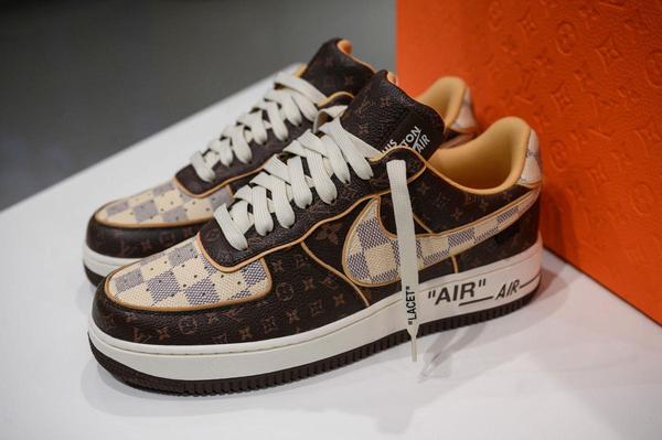 Louis Vuitton: Nike "Air Force 1" von Virgil Abloh für 25,3 Millionen US Dollar versteigert