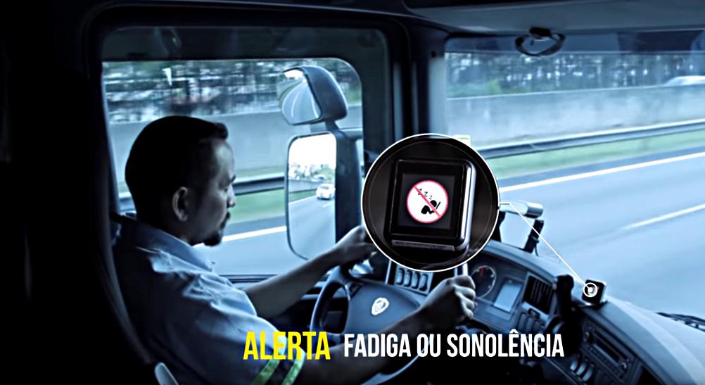 Kierowca pod okiem kamery. Nowe systemy mogą kontrolować i wpływać na zachowania truckerów