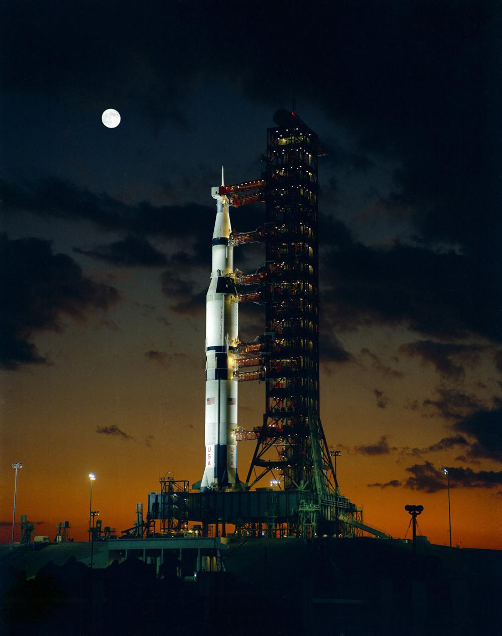  Mighty Saturn V Moon Rocket da NASA: 10 fatos surpreendentes |  Espaço
