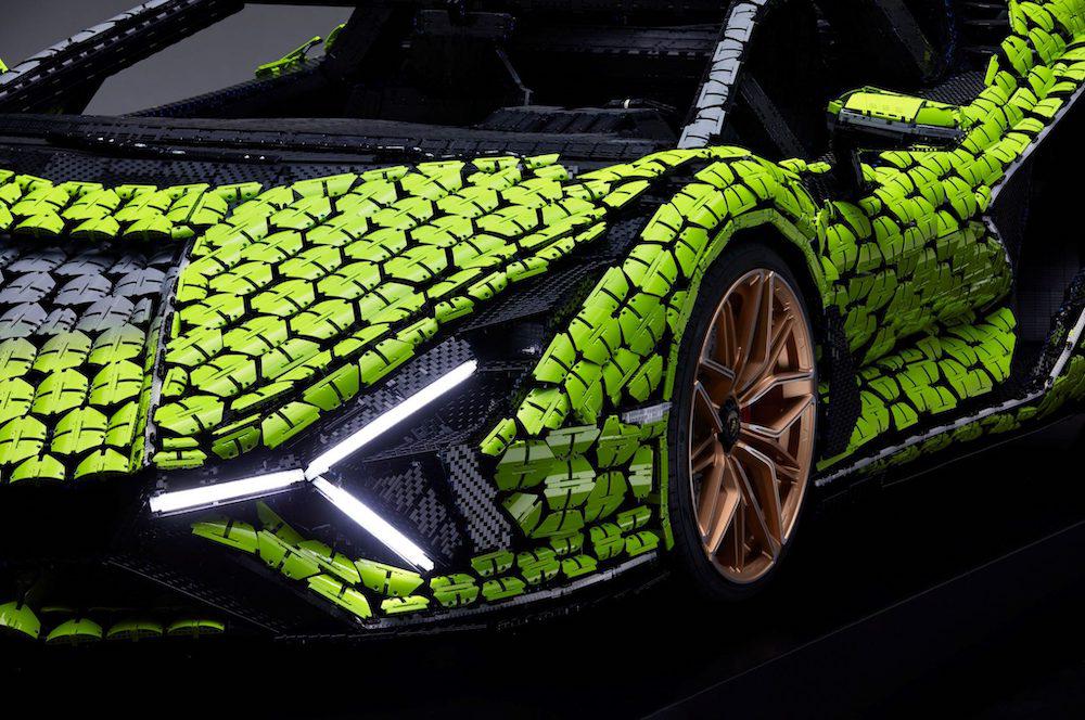 Vous n'en croirez pas cette Lamborghini Sián entièrement en briques Lego !