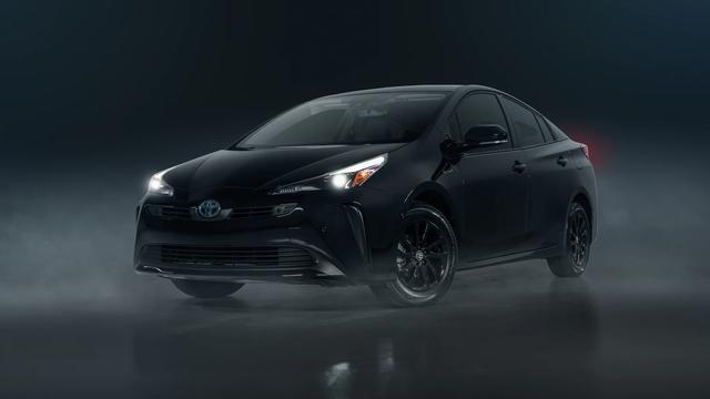 Toyota Prius Nightshade Edition 2022 : La menace de cette voiture hybride emblématique