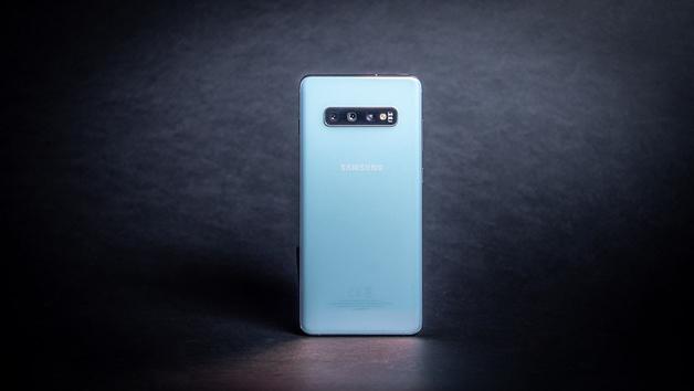 Samsung Galaxy S10 enfin révélé - l&#39;appareil photo utilise l&#39;IA pour aider à composer la photo parfaite