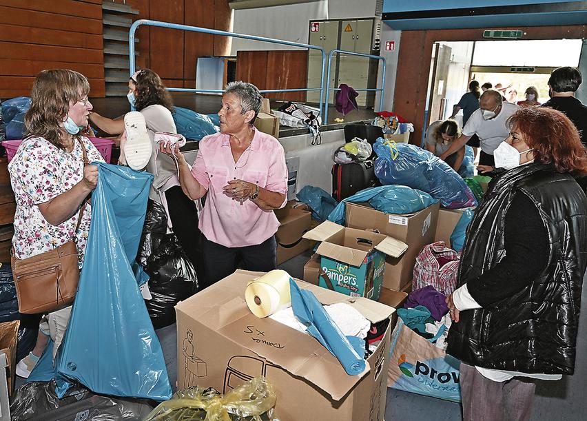 Cada segundo se hicieron donaciones en especie para las víctimas de las inundaciones.