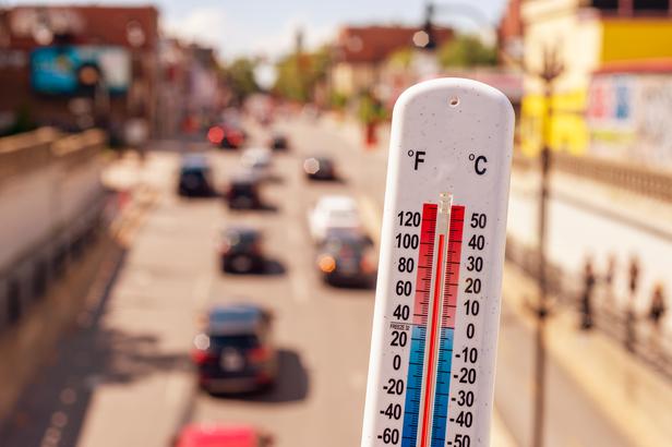 Was ist der beste Sonnenschutz bei Hitze im Auto?