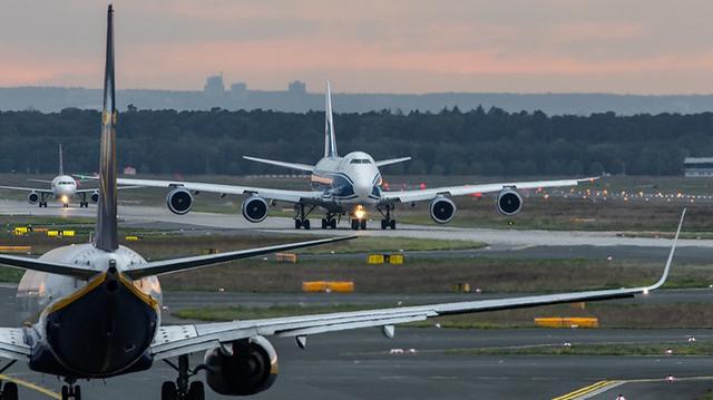 Les opérateurs de télécommunications apaisent les craintes concernant les interférences de la 5G avec l'aviation