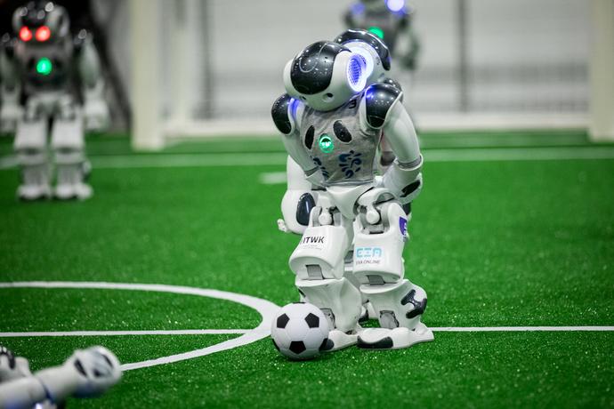 Des scientifiques veulent faire gagner des robots contre les champions du monde de foot d’ici 2050