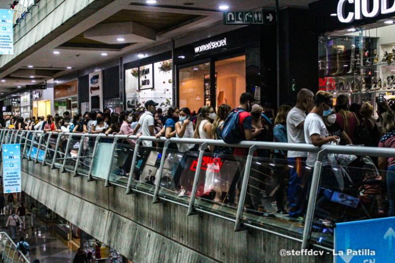 Consumidores prefirieron comprar ropa y zapatos durante el Black Friday