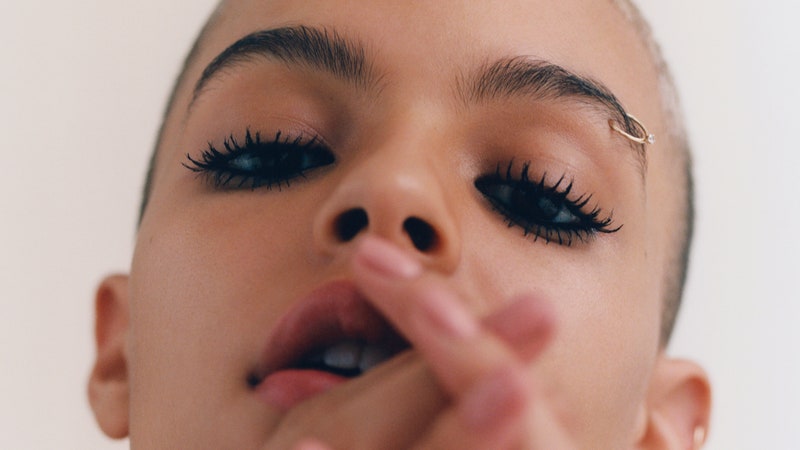 Eyelash-Growth Serum: What Works, What Doesn’t