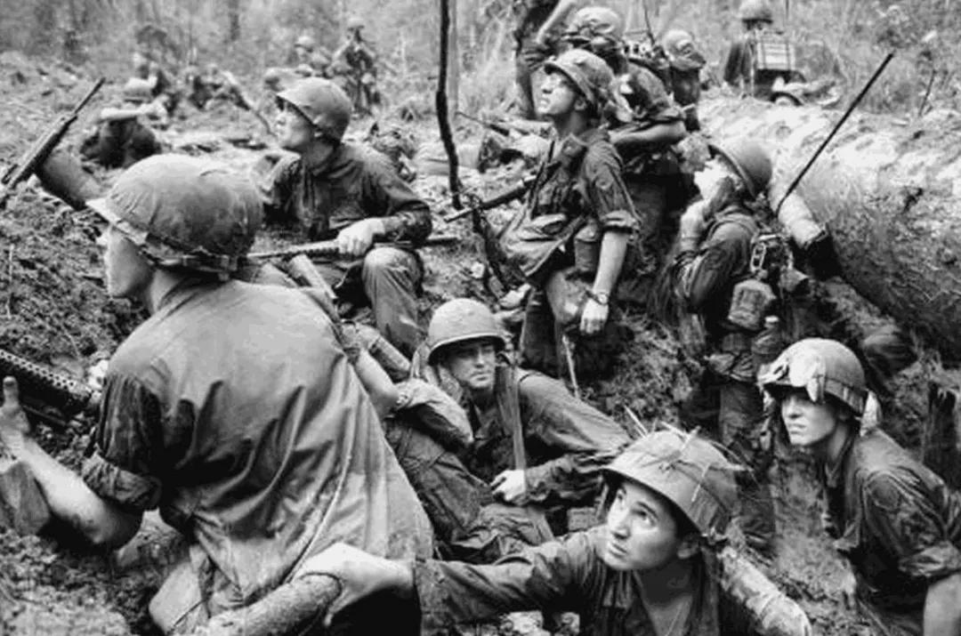 The US soldiers are brave and good, but why is it afraid of Vietnamese women? The US soldiers are brave and good, but why is it afraid of Vietnamese women?