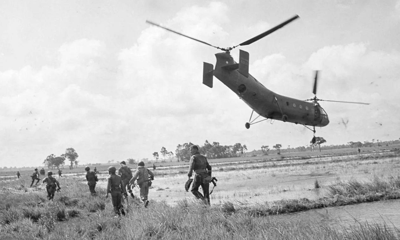 The US soldiers are brave and good, but why is it afraid of Vietnamese women? The US soldiers are brave and good, but why is it afraid of Vietnamese women?