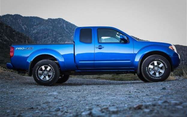 2013 Nissan Frontier PRO4X review 
