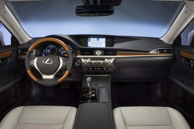 2014 Lexus ES 300-Hour Hybrid Evaluation 