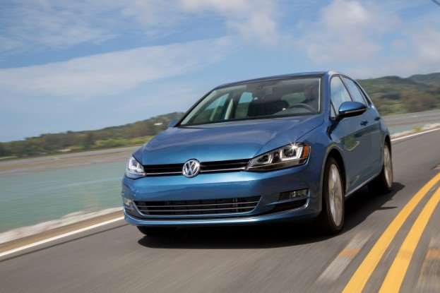 2015 Volkswagen Golf TSI SE Review