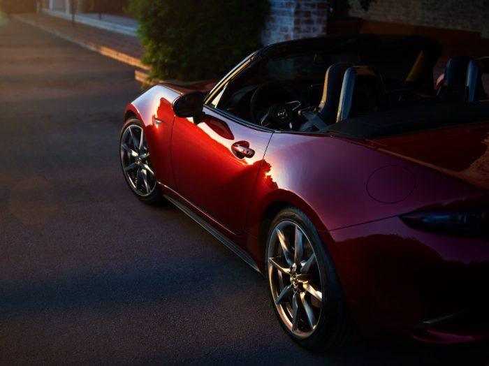 Kann der Mazda Miata eines der größten Muscle-Cars der Geschichte übertreffen?
