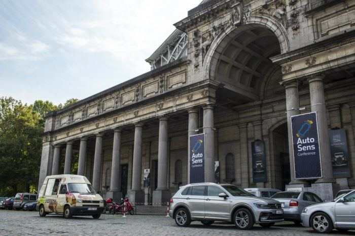 Brussels Global Summit in Belgien diskutiert über autonomes Fahren