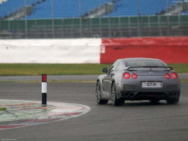 Is the Nissan GT-R well-deserved car of the year? 