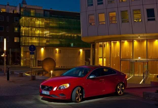 2013 Volvo S60 T5 AWD review 