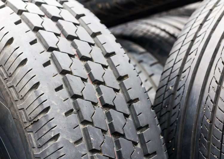 Buy second-hand tires: should you, are they safe, and how much can you save?