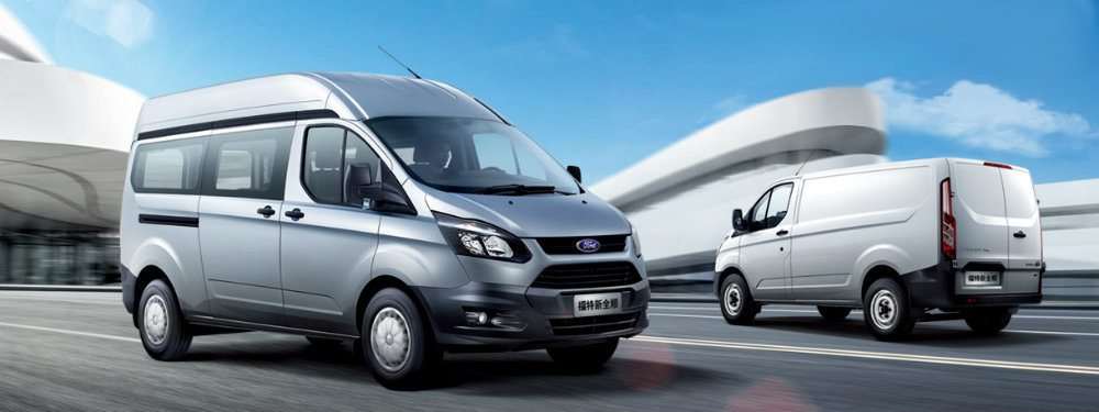 Ford Transit: Blue Oval Real Work Horse 