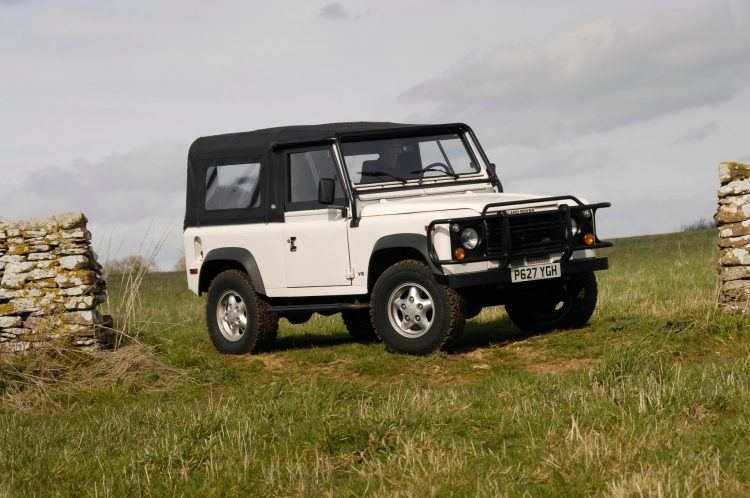 Import the classic Land Rover Defender? Read this first