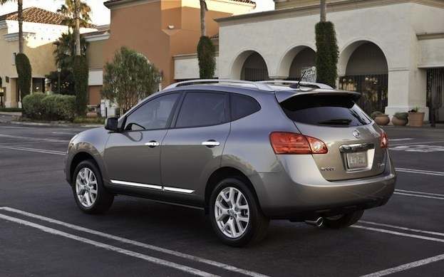 2013 Nissan Rogue SV AWD review 