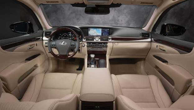 2014 Lexus LS460 AWD review 
