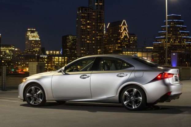 2014 Lexus IS350 AWD review