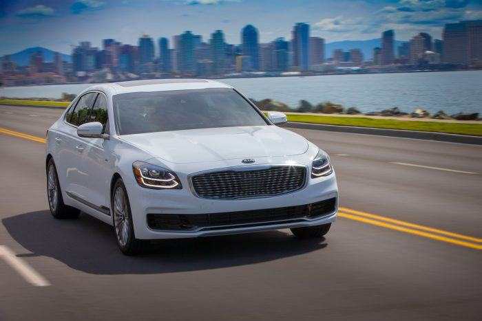 Can the 2019 Kia K900 compete with Europeans?